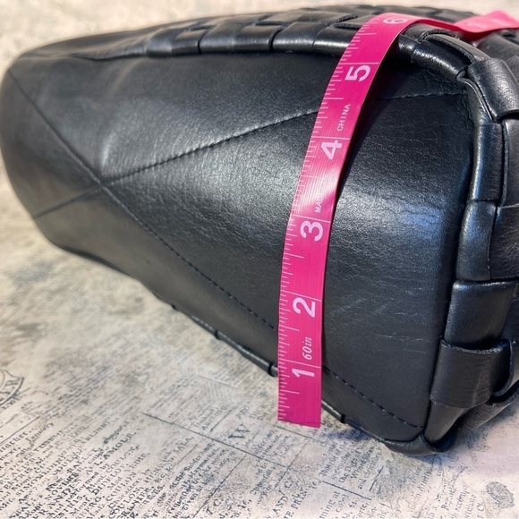 Viola Castellani Milano Woven Tote Shoulder Bag - Picture 13 of 13